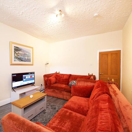 Crystal House 10Min To Manchester City Centre Ideal For Work And Leisure Exterior photo